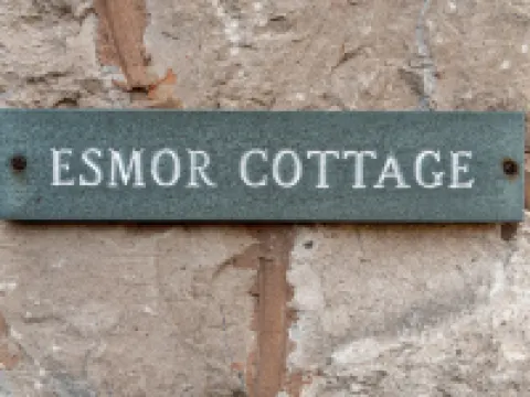 Esmor Cottage Hotels in Mold