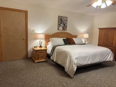 ATVParking - 36mi to White Sands - Wildlife - In Village