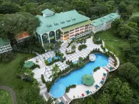 Gamboa Rainforest Reserve - Pools