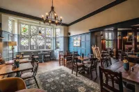 The Bridge Hotel - Parking