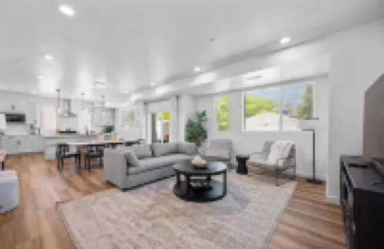 New Townhome | Downtown SLC | 2 Car Garage