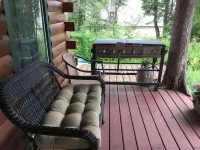 Log Cabin Adirondack Lodge on State Trail System   That is “PET FRIENDLY”