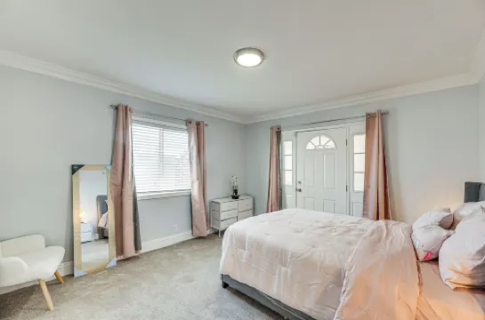 配備家具的露台！距洛杉磯市中心14英里的南中央家園