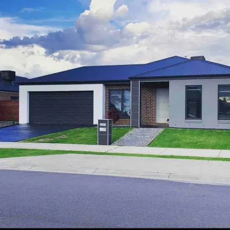 Wodonga House Huon hill