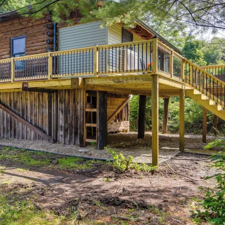 Fairhaven Harbor-front Gem - Steps From the Water!