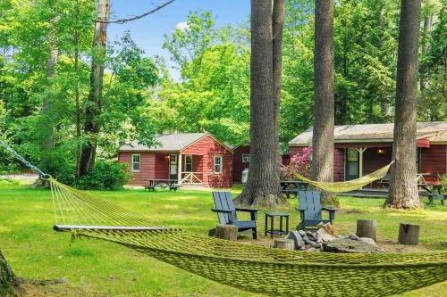 Phoenicia Lodge