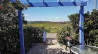 Sea and swimming pool in the natural park 1 studio cabin mezzanine garden swimming pool Hotels near Plage Saint Pierre La Mer