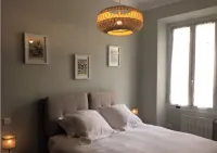 Stunning Apartment in the Gold Square of Nice!