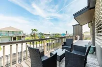 Wait 'n Sea - STR25-000243: Unwind with the Family at This Peaceful Getaway