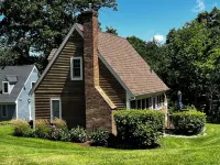 ESCAPE to Galena!  🌟Serenity Woods is your PREMIER, relaxing getaway!