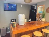 Cozy Craftsman Home Close to UW and Downtown