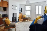 Beautiful 4 bedroom cottage near the beach in Whitstable