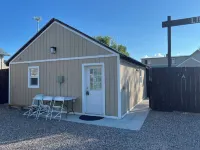 Tranquil 2-bedroom apartment in Lima, MT. Family & Pet friendly. Hotels in Beaverhead County