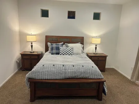 3-bedroom house in quiet gated community to enjoy the serene beauty of Marana