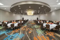 Hilton Garden Inn Lawton-Fort Sill - breakfast