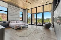 Magnificent New Construction with 360 Views Surrounded by Sedona National Forest 레드 록 주립공원 주변 호텔