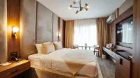 White Breeze Hotel