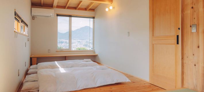 Cider Barn &More Hotels in Iida