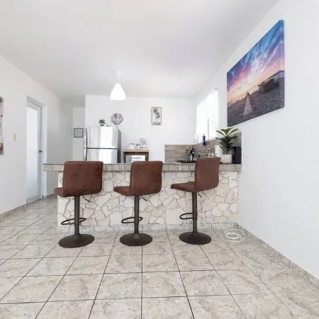 R&V Combate Beach House for 12 with Private Pool