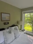 Lush Coastal Downtown Home - Beaches & Shopping