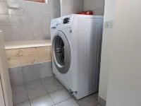 Sonnige Fewo mit Balkon und See Nähe