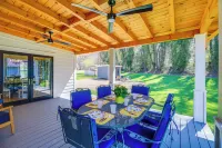 Stunning Damascus Vacation Rental w/ Fire Pit! - parking