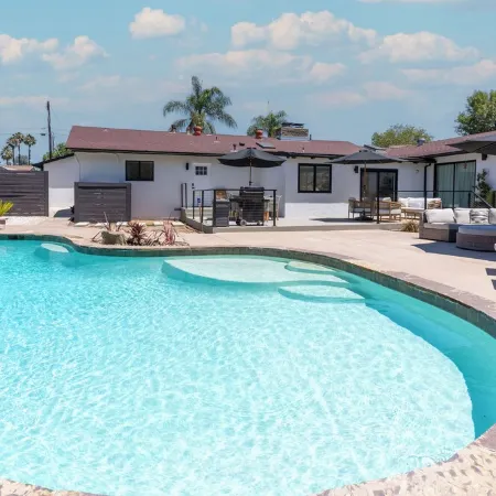 Charming studio in delightful Escondido with AC