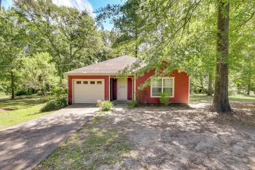 Charming Abbeville Home w/ Private Boat Dock! - Wifi
