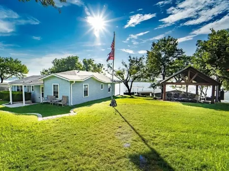 Porch, Paddle & Stay on PK - East side close to Rocker B Ranch