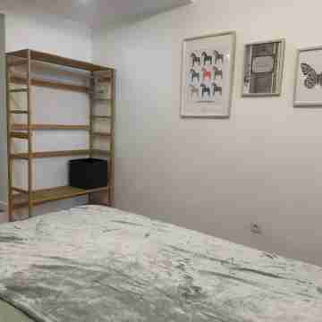 Stylish Renovated Apartment in Chiado Rooms