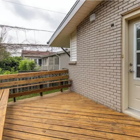 Stylish 4BR House close to DT