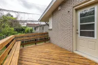 Stylish 4BR House close to DT