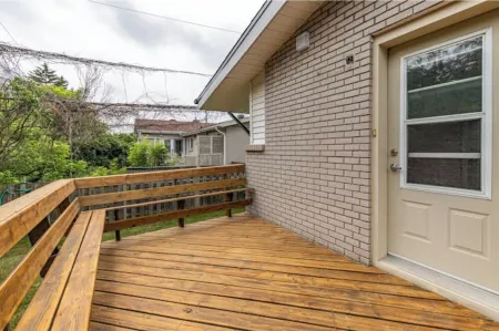 Stylish 4BR House close to DT Отели рядом с достопримечательностью «Pi-o Centre d'Amusement»