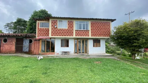 Juan Carlos Rengifo Hotels in Circasia