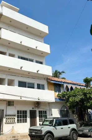 Apartment 3 Maleconcito del Sol Barra de Navidad Отели в г. Барра де Навидад