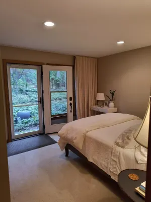 Garden Ensuite at the Chapel Hill Retreat Center