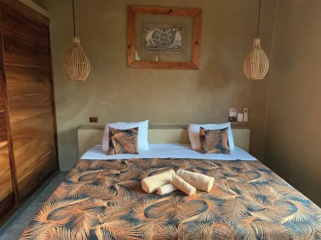 CASA MALOYA alberca y vista del mar Отели рядом с достопримечательностью «Сикатела»