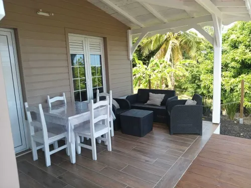 Bungalow Ti Soleil Neuf Avec sa Piscine Privée