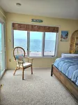 Bayfront 3 Bedrooms House with Huge Deck /Private Beach/Beach House Sleeps 6 Ppl