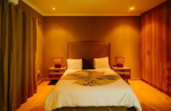 Located near Kenneth Kaunda International Airport and Garden City Mall! Các khách sạn gần Sân bay quốc tế Lusaka