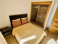 Bouznika Escape: Vue Océan, Bassin Privé, Plage, Surf, Piscine, Randonnée & Vélo Hotels in Benslimane