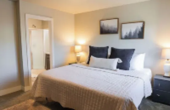 3-bedroom townhome with patio and attached 2car garage, close to hospitals