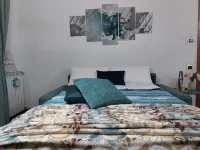 Regina Cyclarum Suite. Vacation home near Rome Fair and FCO airport!