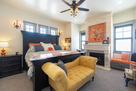 Mountain Chalet on Golf Course