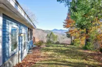 Village Vacation Home: Family Friendly Luxe