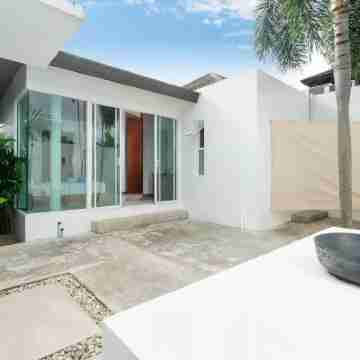 Luxury Botanical Modern Villa Large Private Pool Hotel Exterior