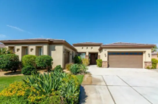 4000 SQ FT 5bedroom/3 BATH, SALT, POOL/SPA, WiFi and AC, COACHELLA, Indio