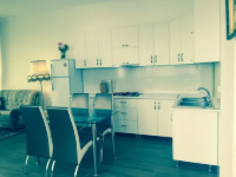 Roof terrace apartment with fantastic sea views 科佈列季酒店