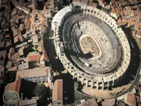 L'Appartement Arènes