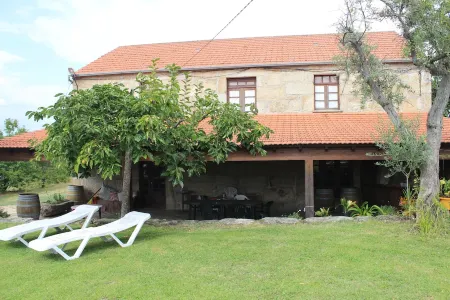 Casa dos Caseiros - Door 3